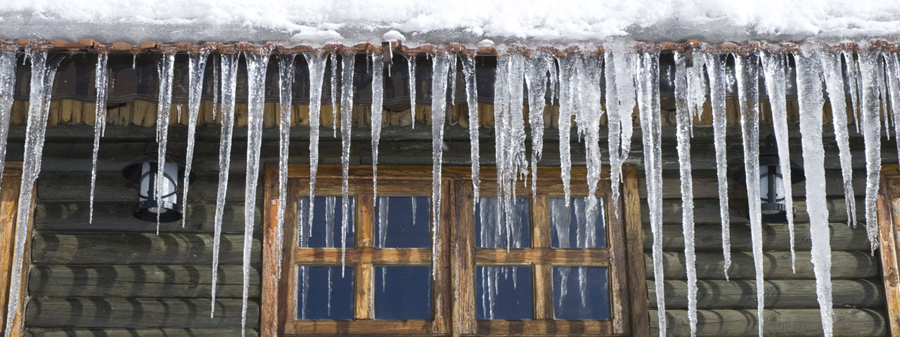 spray foam prevents ice dams by providing proper insulation in Homestead attic spaces
